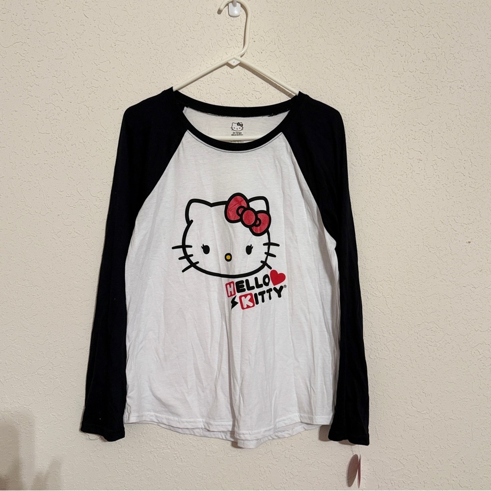 Hello Kitty Black and White Long Sleeve Tee